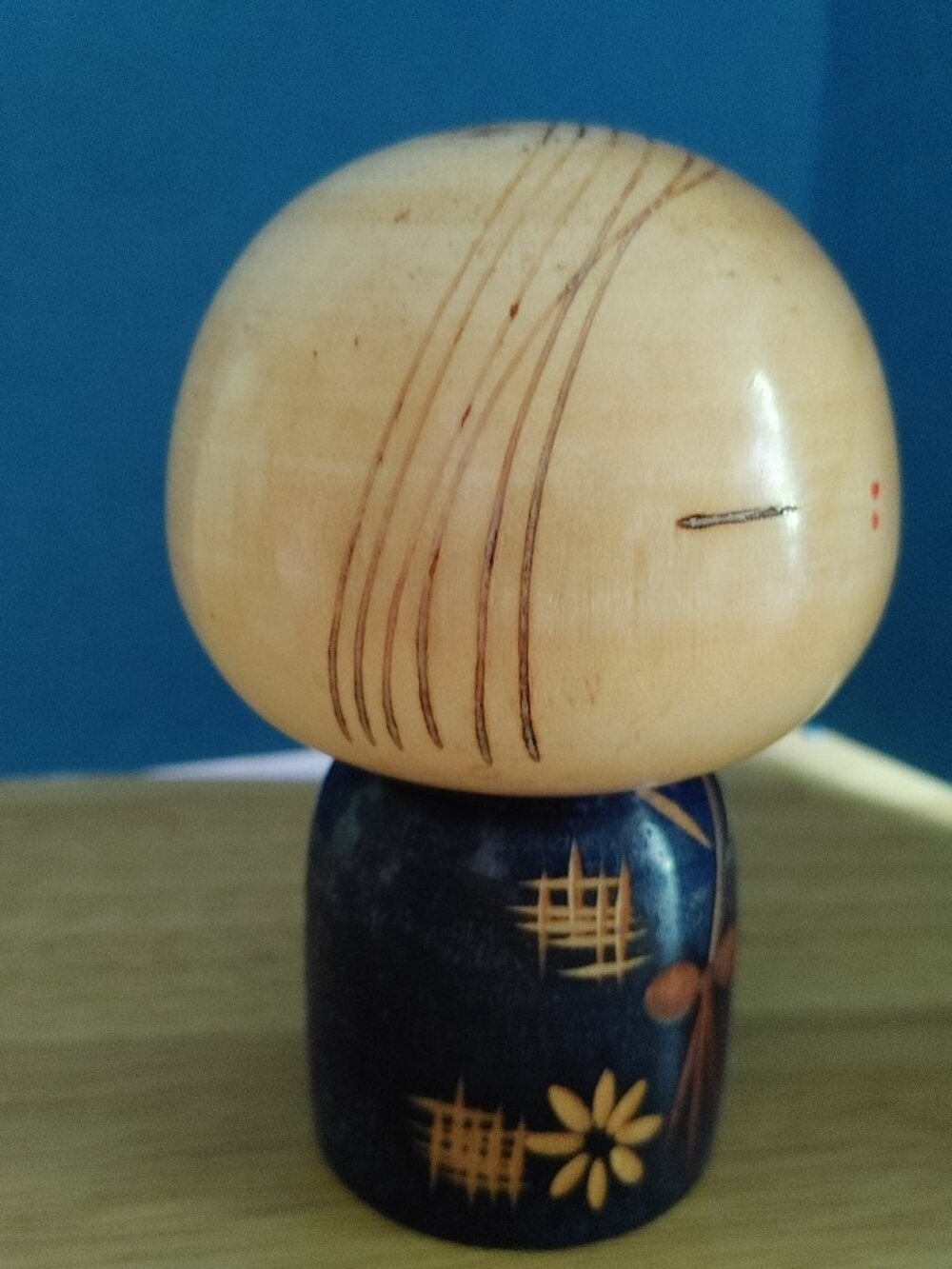Vintage Wooden Handcrafted Japanese Doll - Picture 5 of 7